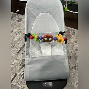 Babybjorn bouncer and toy